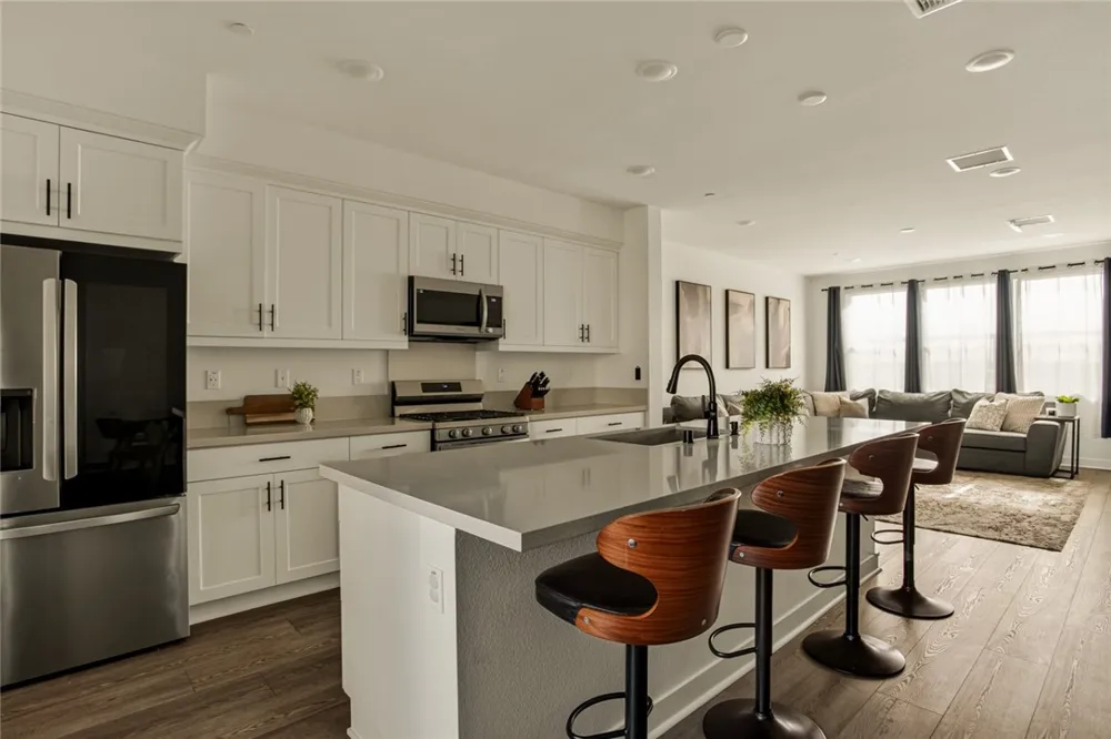 10305 Triple Crown Lane Cypress, CA 90720