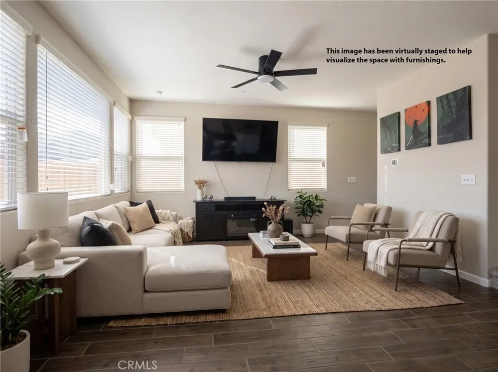 1108 W Encore Way W Madera, CA 93636
