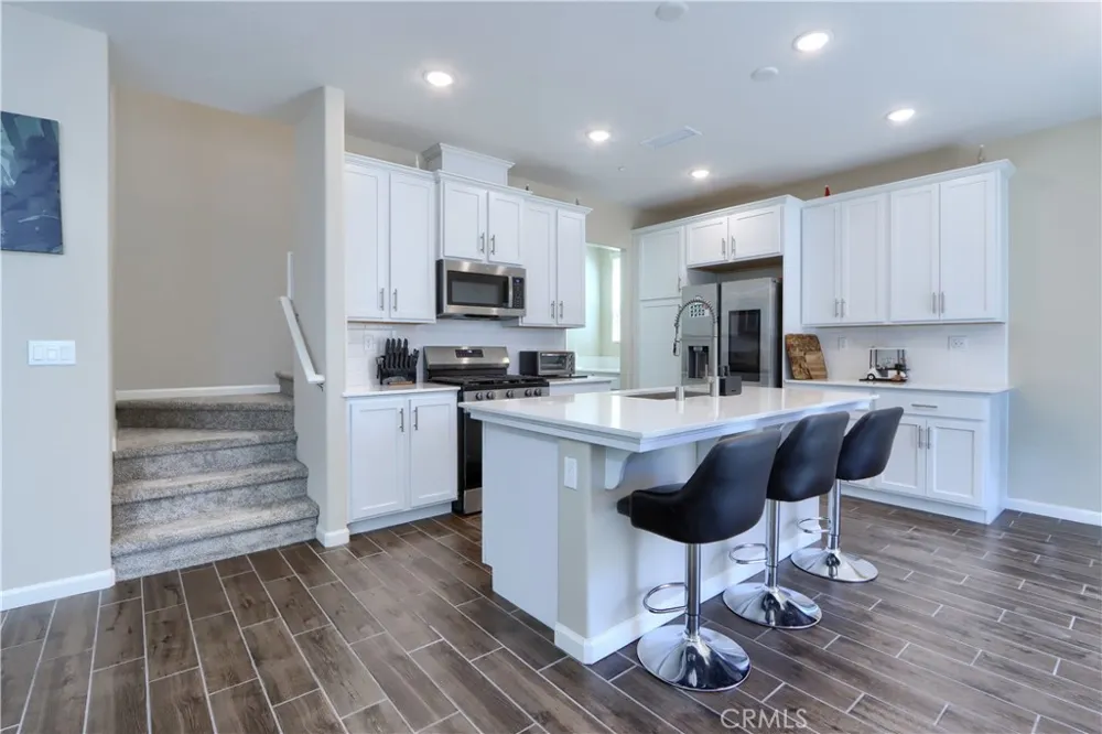 1108 W Encore Way W Madera, CA 93636