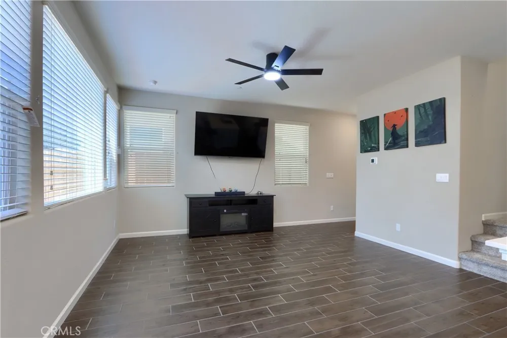 1108 W Encore Way W Madera, CA 93636