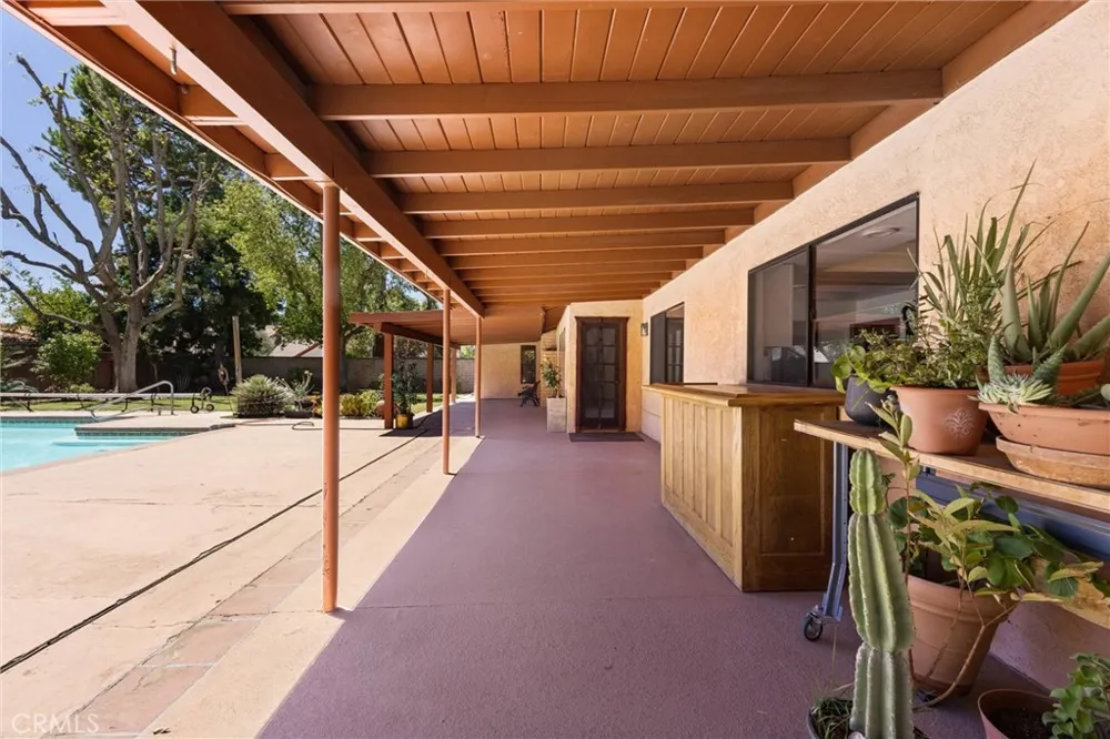 7611 De Colores Court Bakersfield, CA 93309