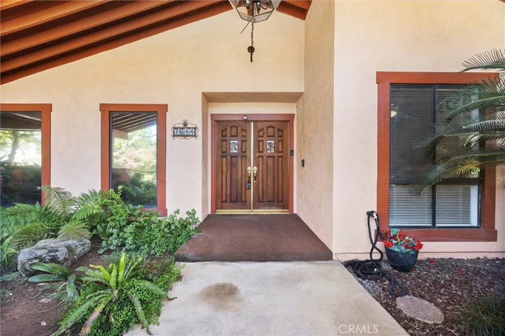 7611 De Colores Court Bakersfield, CA 93309