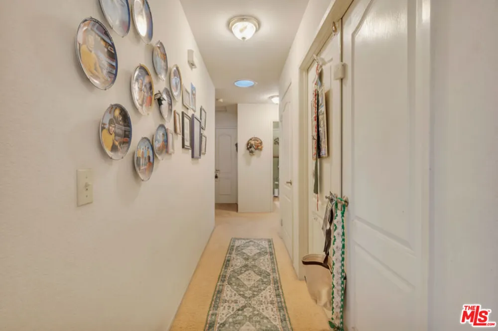 11734 Chisholm Court Agua Dulce, CA 91390