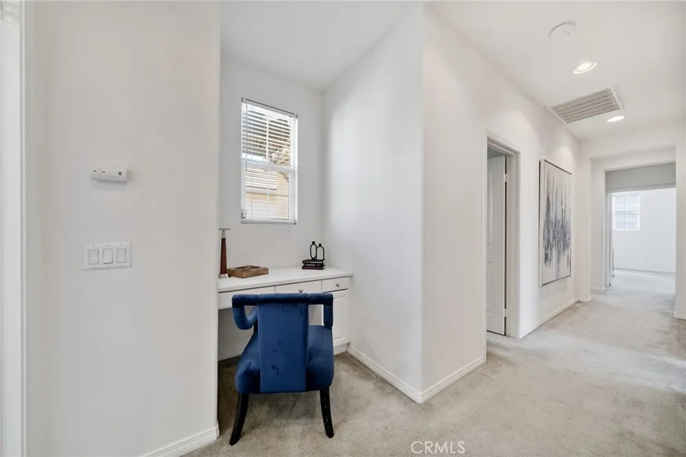 661 Lavender Azusa, CA 91702