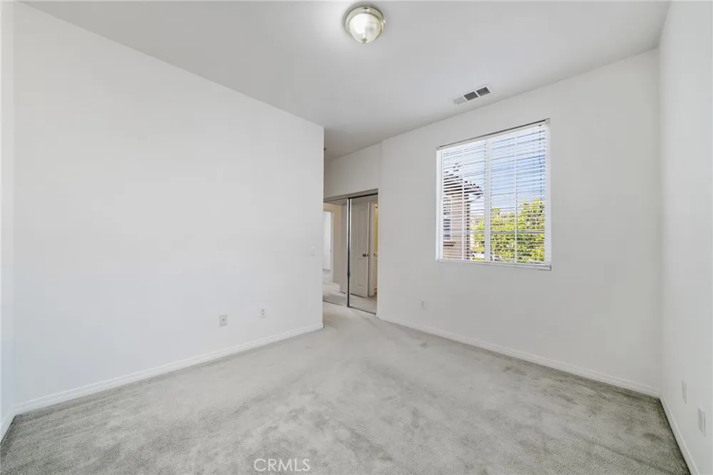 661 Lavender Azusa, CA 91702