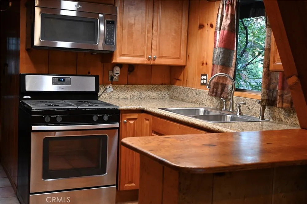 1628 Thrush Wrightwood, CA 92397