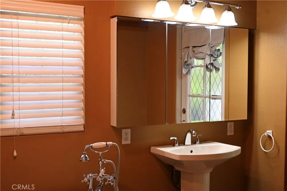 1628 Thrush Wrightwood, CA 92397