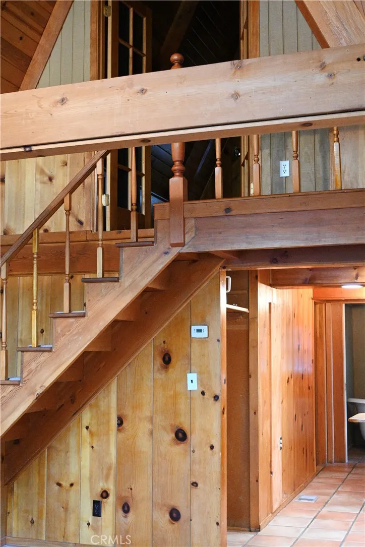 1628 Thrush Wrightwood, CA 92397