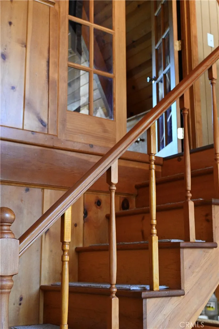 1628 Thrush Wrightwood, CA 92397