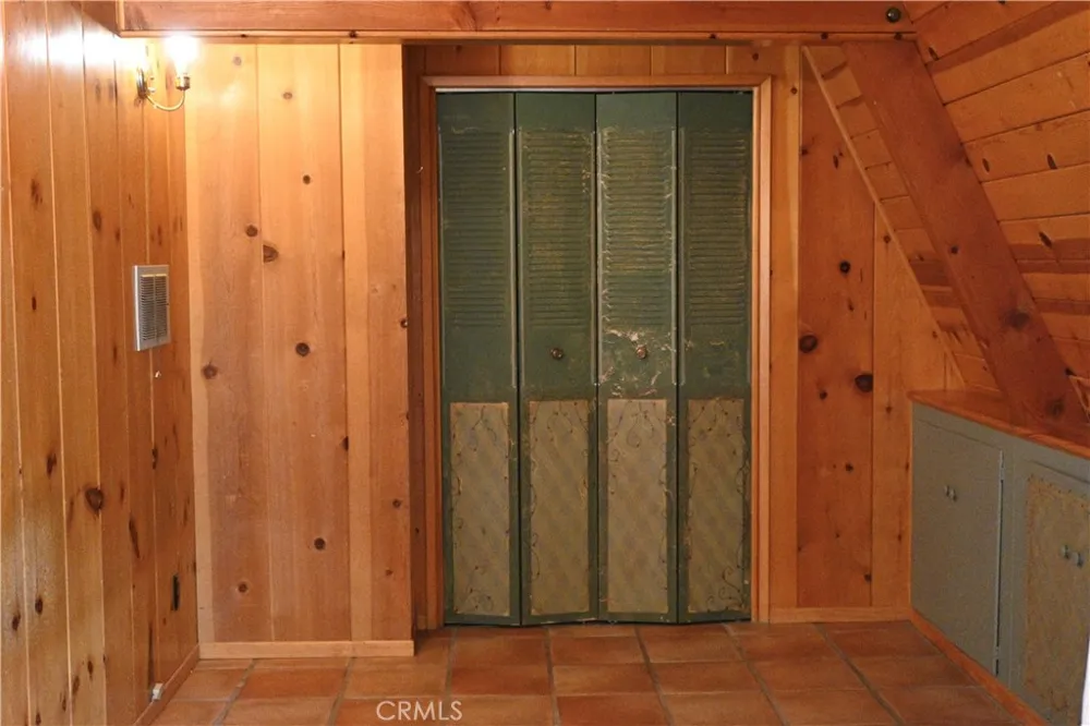1628 Thrush Wrightwood, CA 92397