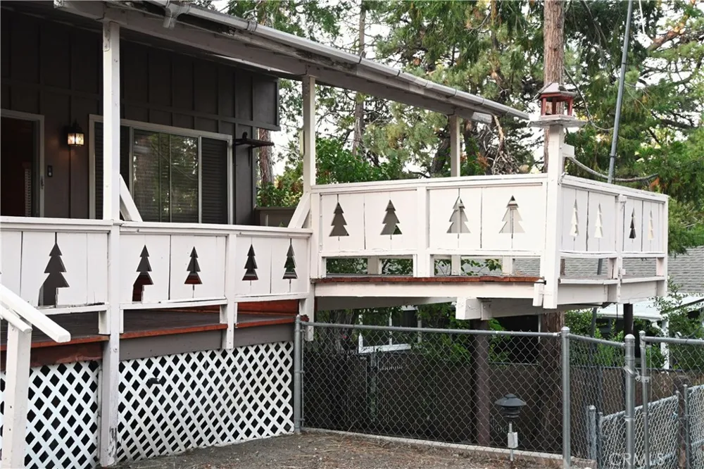 1628 Thrush Wrightwood, CA 92397