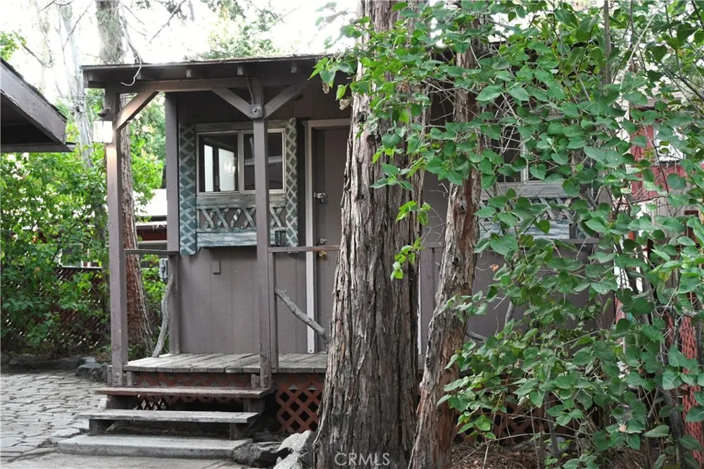 1628 Thrush Wrightwood, CA 92397