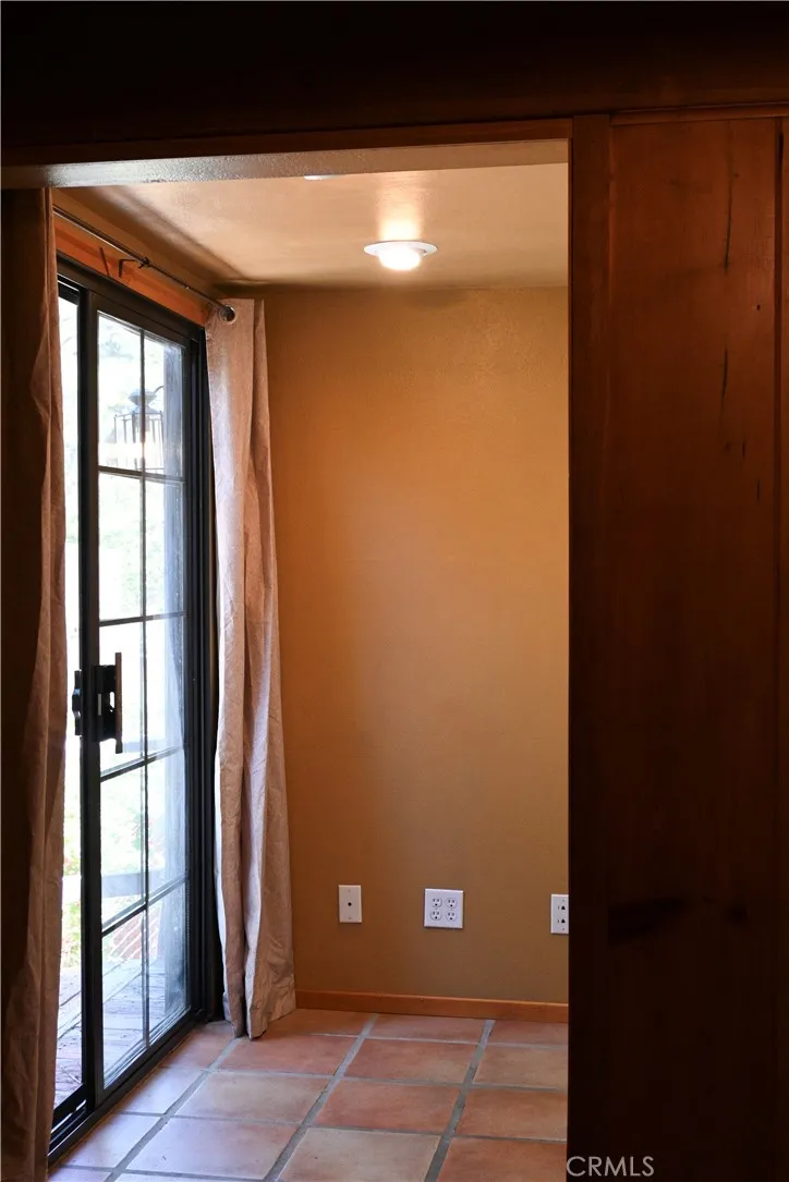 1628 Thrush Wrightwood, CA 92397