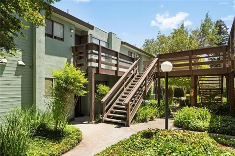 1415 Sheridan #18
