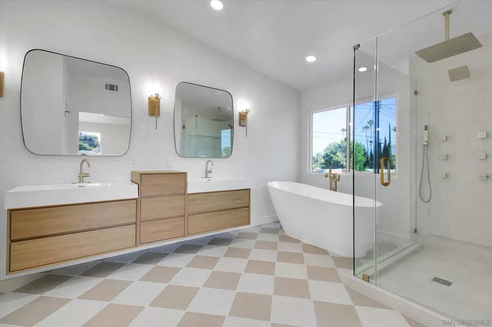 219 Ryan St Redlands, CA 92374