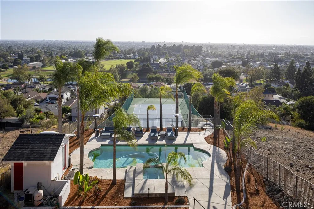 12286 Circula Panorama North Tustin, CA 92705