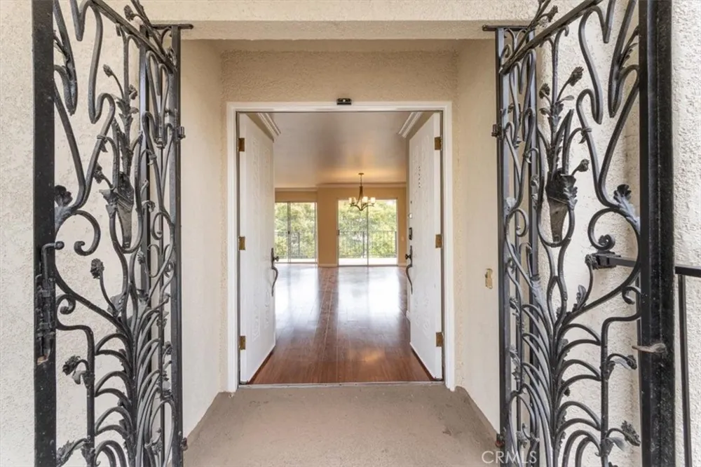 2391 Via Mariposa W #3E Laguna Woods, CA 92637