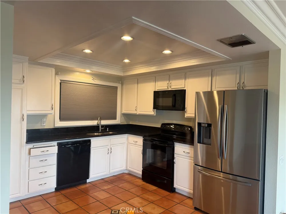 4013 Calle Sonora Oeste #1C Laguna Woods, CA 92637