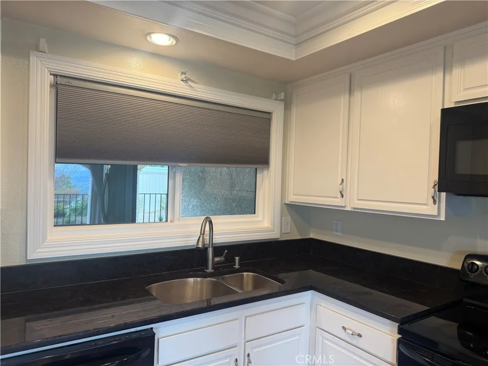 4013 Calle Sonora Oeste #1C Laguna Woods, CA 92637