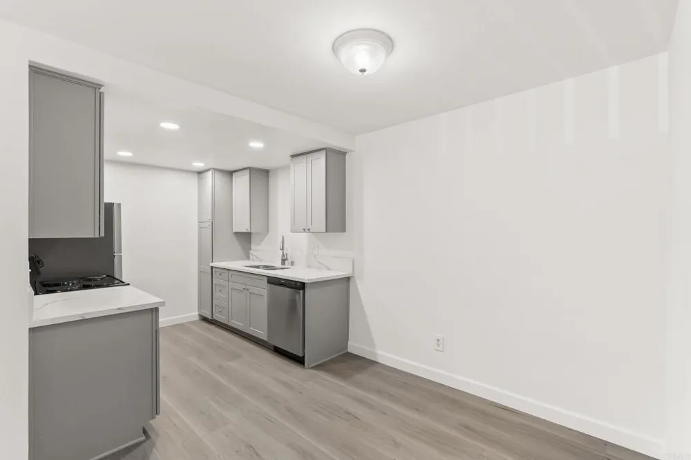 10284 BLACK MOUNTAIN ROAD #185 Mira Mesa, CA 92126