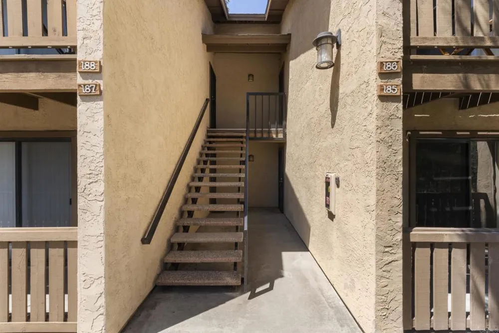 10284 BLACK MOUNTAIN ROAD #185 Mira Mesa, CA 92126