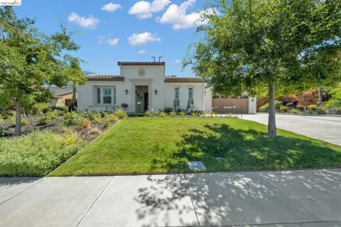 2277 Reserve Dr