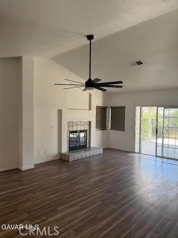 8924 Peach California City, CA 93505