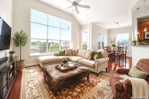7342 Oak Manor #1308