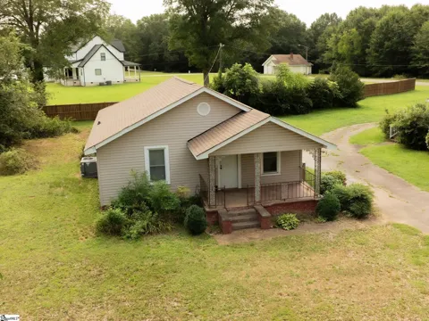 123 Pine Ridge Road