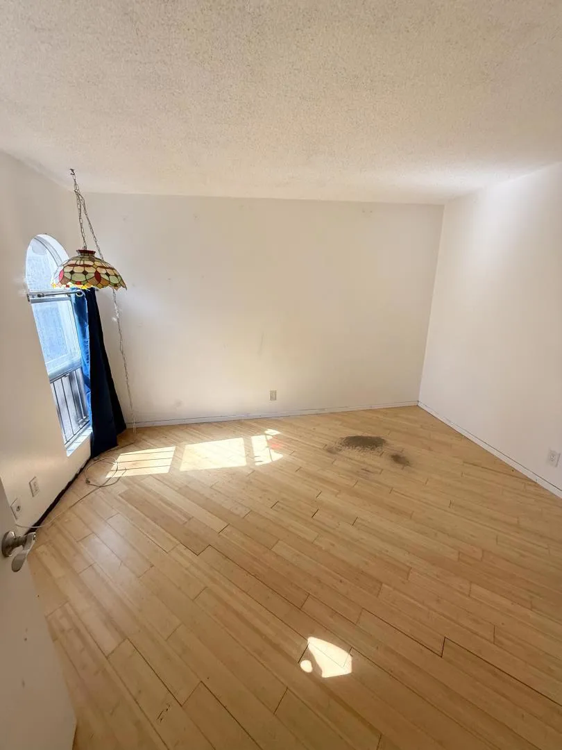 2 Mayapple Way Irvine, CA 92612