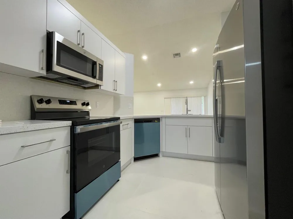 1630 ZENITH WAY #1630 Weston, FL 33327