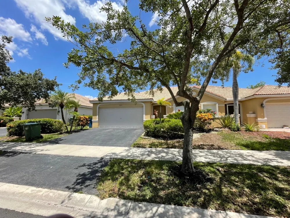 1630 ZENITH WAY #1630 Weston, FL 33327