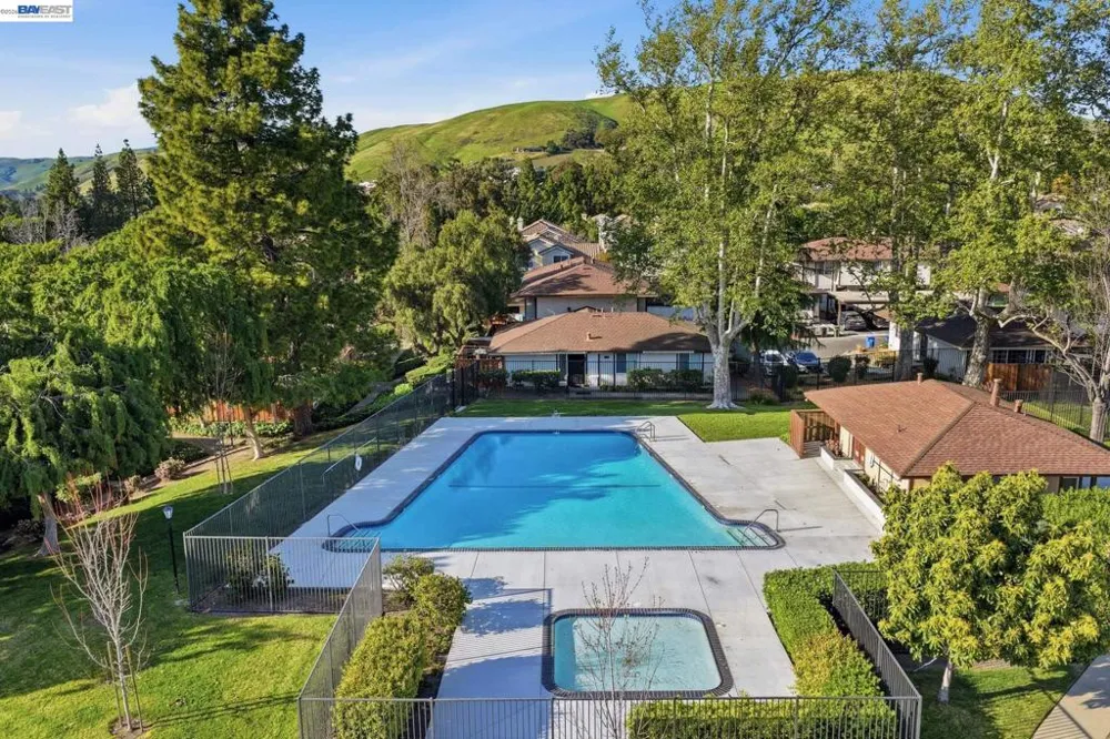 222 Corte San Pablo Fremont, CA 94539