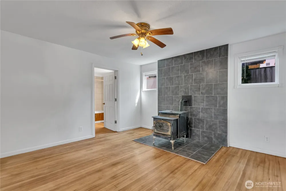 28404 85th Avenue S Auburn, WA 98002