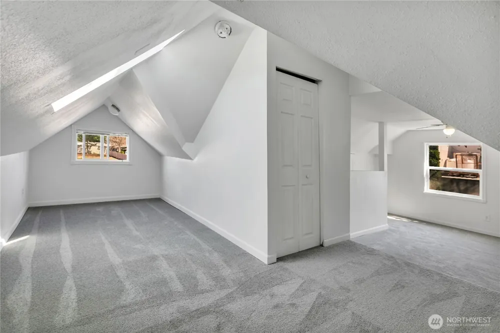 28404 85th Avenue S Auburn, WA 98002