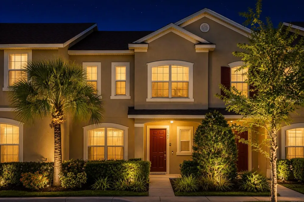 1562 CAREY PALM CIRCLE Kissimmee, FL 34747