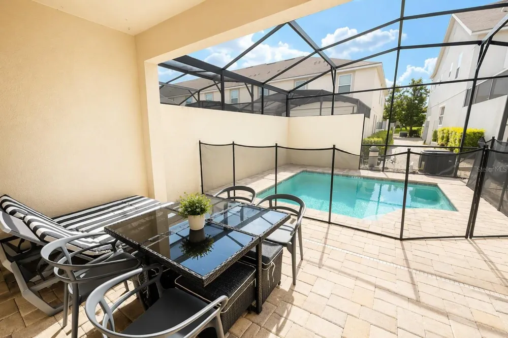 1562 CAREY PALM CIRCLE Kissimmee, FL 34747