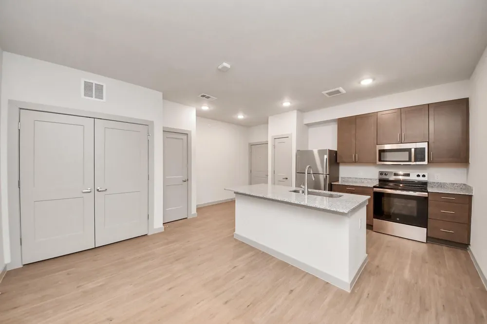 4639 Techniplex Drive #1103 Stafford, TX 77477