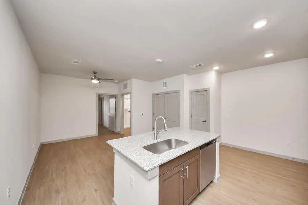 4639 Techniplex Drive #1103 Stafford, TX 77477