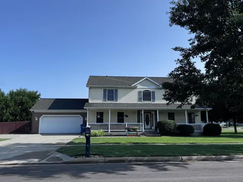 8 Lynn Court
