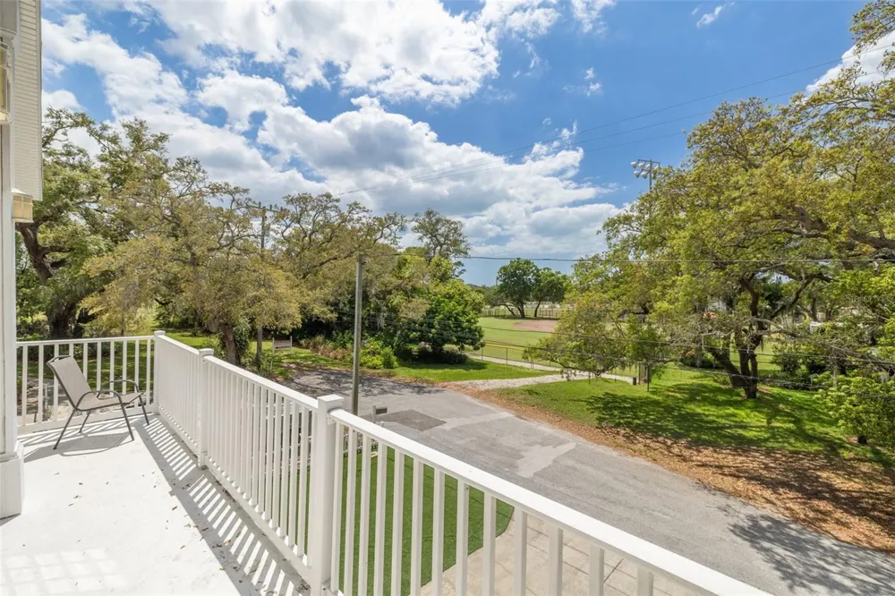 901 VIRGINIA AVENUE Tarpon Springs, FL 34689