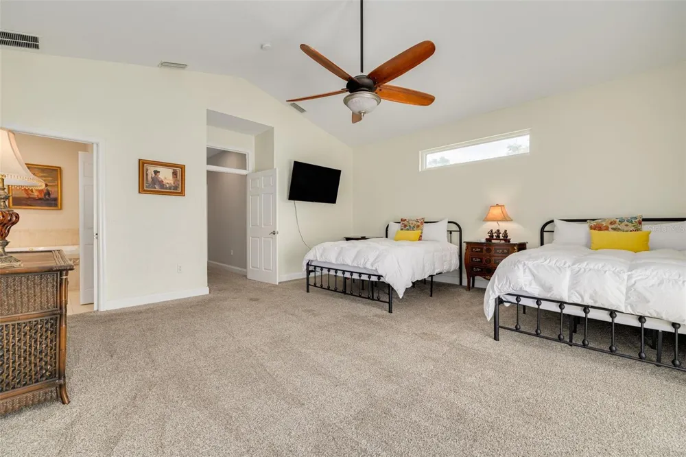 901 VIRGINIA AVENUE Tarpon Springs, FL 34689