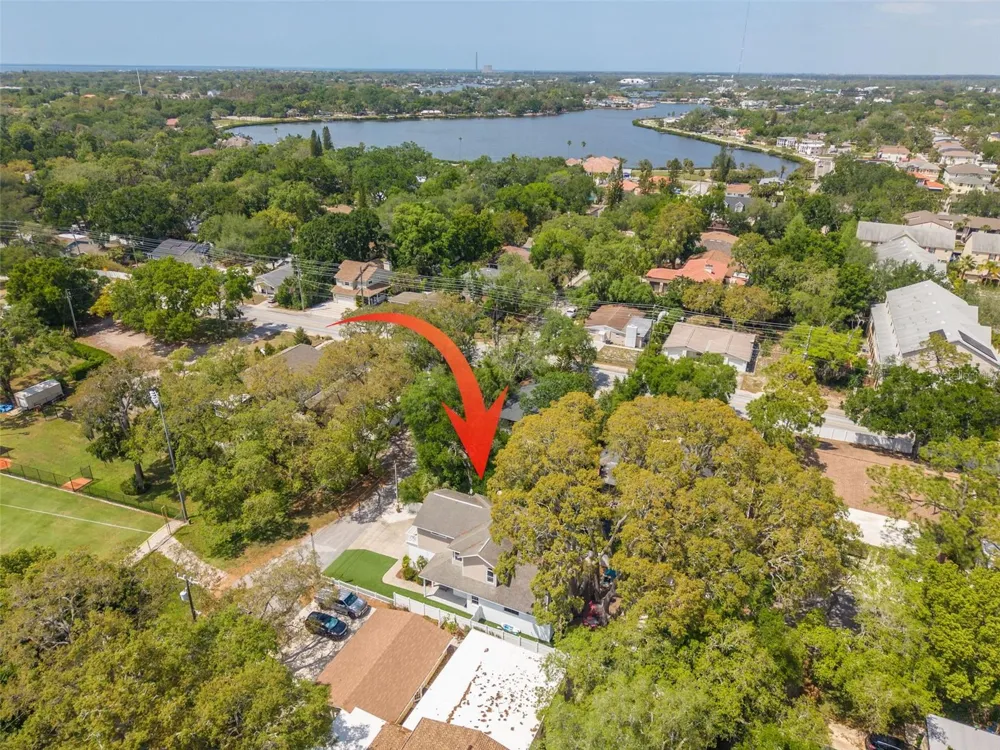 901 VIRGINIA AVENUE Tarpon Springs, FL 34689