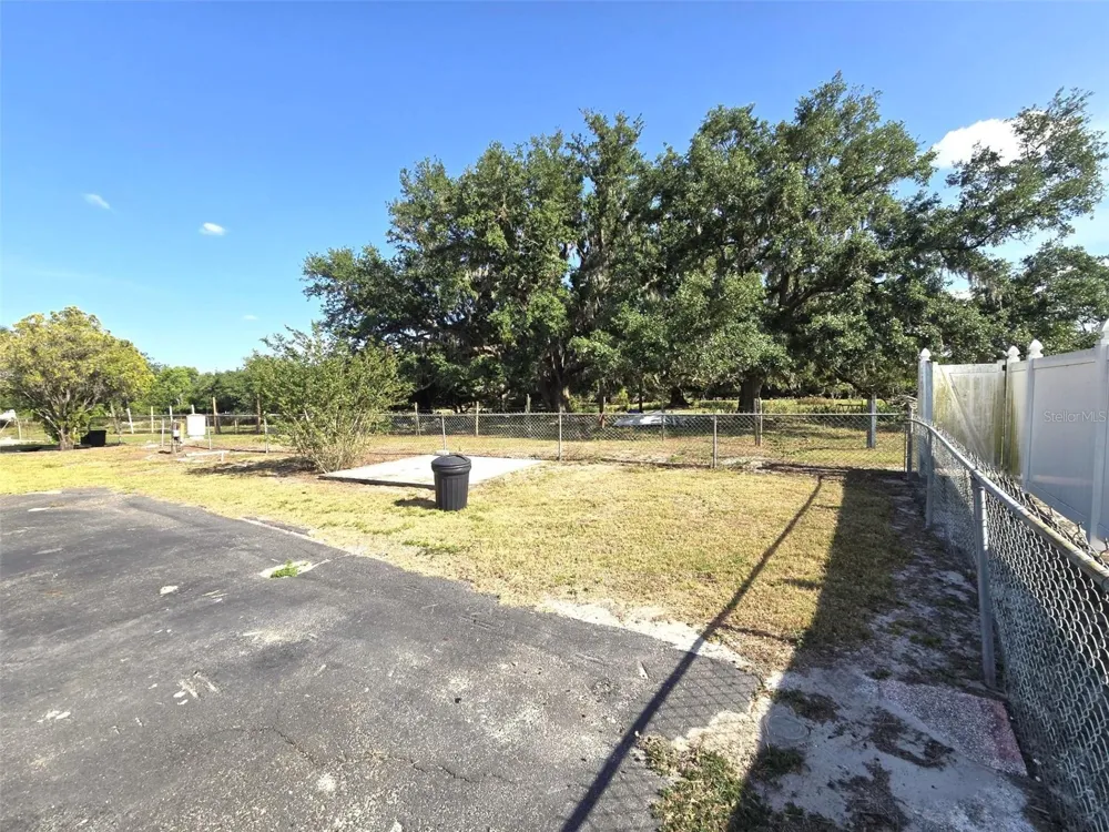 3101 MEDULLA ROAD Plant City, FL 33566