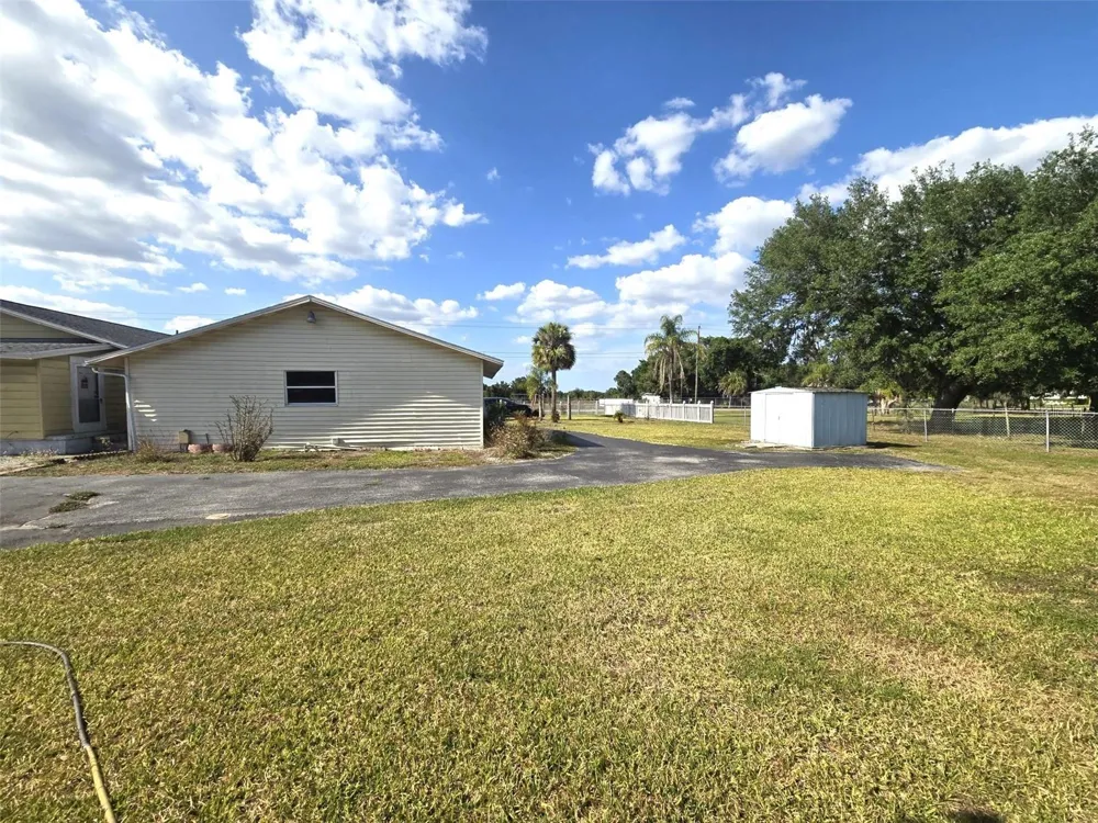 3101 MEDULLA ROAD Plant City, FL 33566