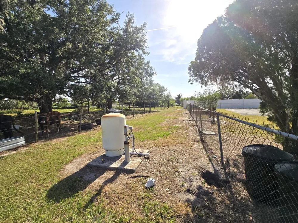 3101 MEDULLA ROAD Plant City, FL 33566