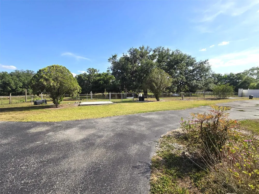 3101 MEDULLA ROAD Plant City, FL 33566