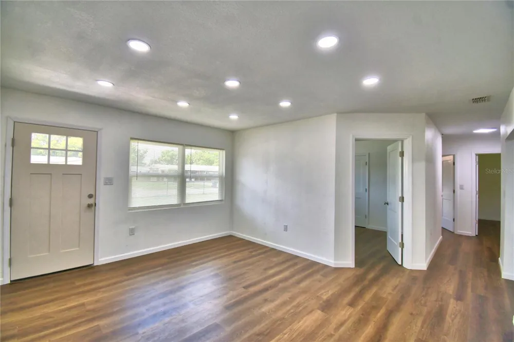109 2ND JPV STREET Winter Haven, FL 33880