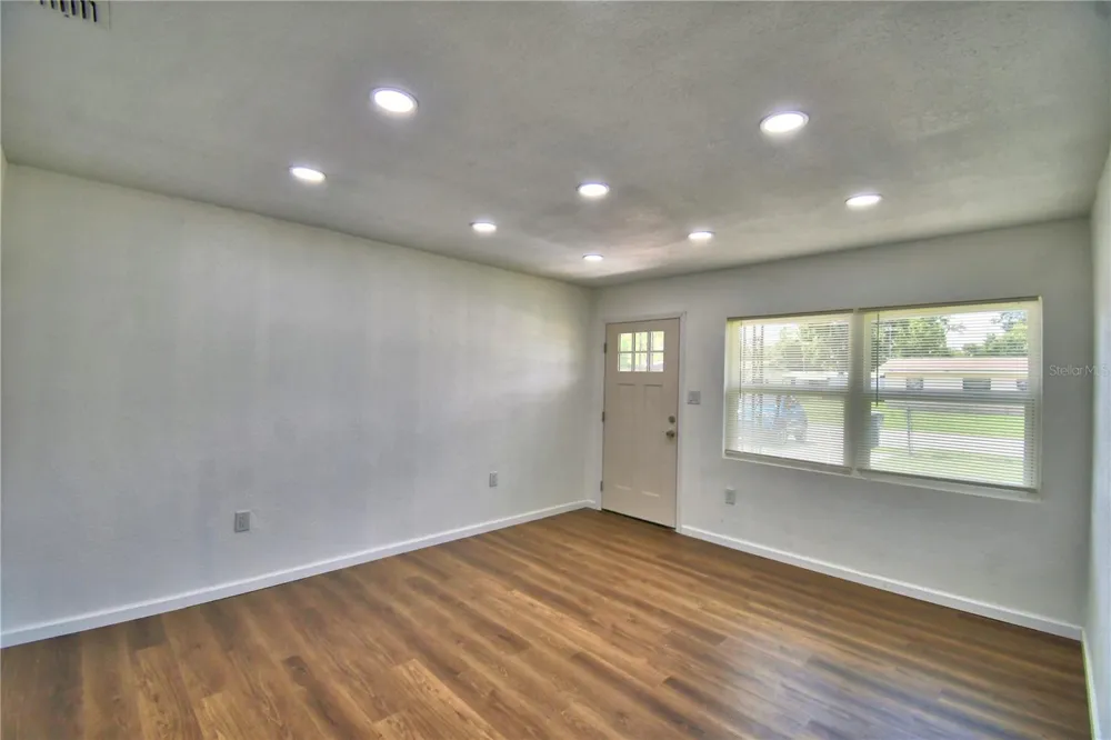 109 2ND JPV STREET Winter Haven, FL 33880