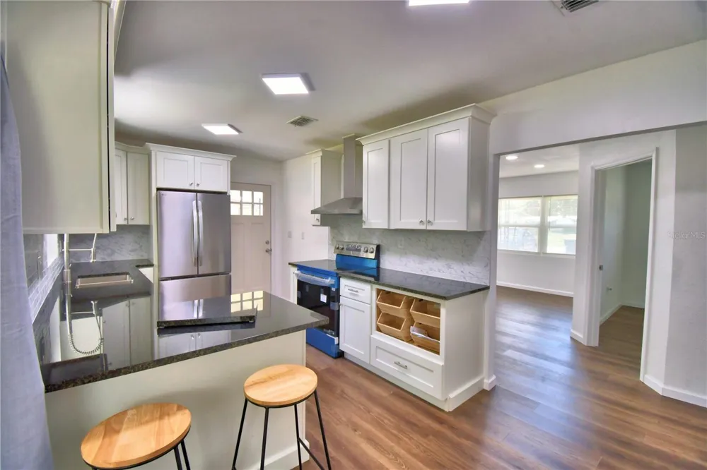 109 2ND JPV STREET Winter Haven, FL 33880